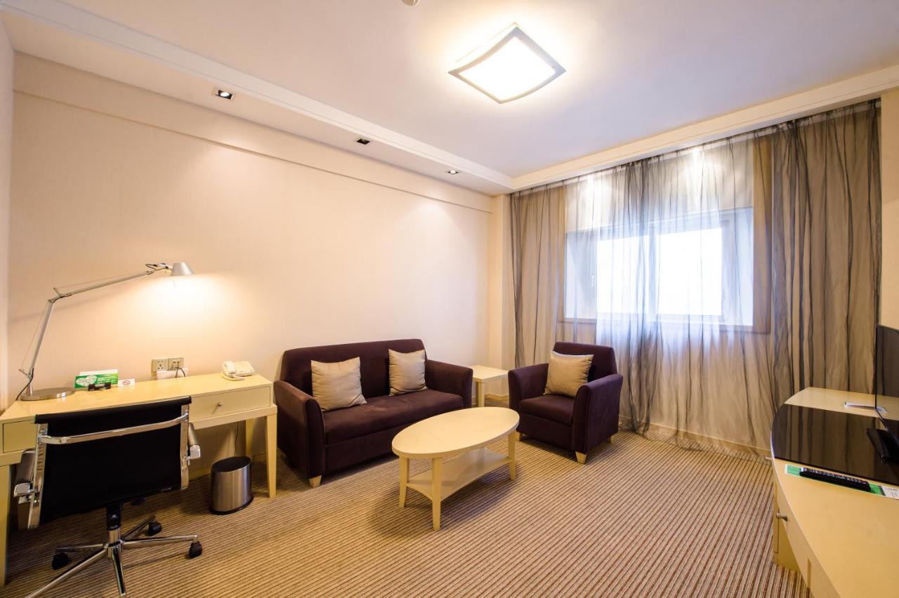 Holiday Inn Downtown Shanghai Esterno foto